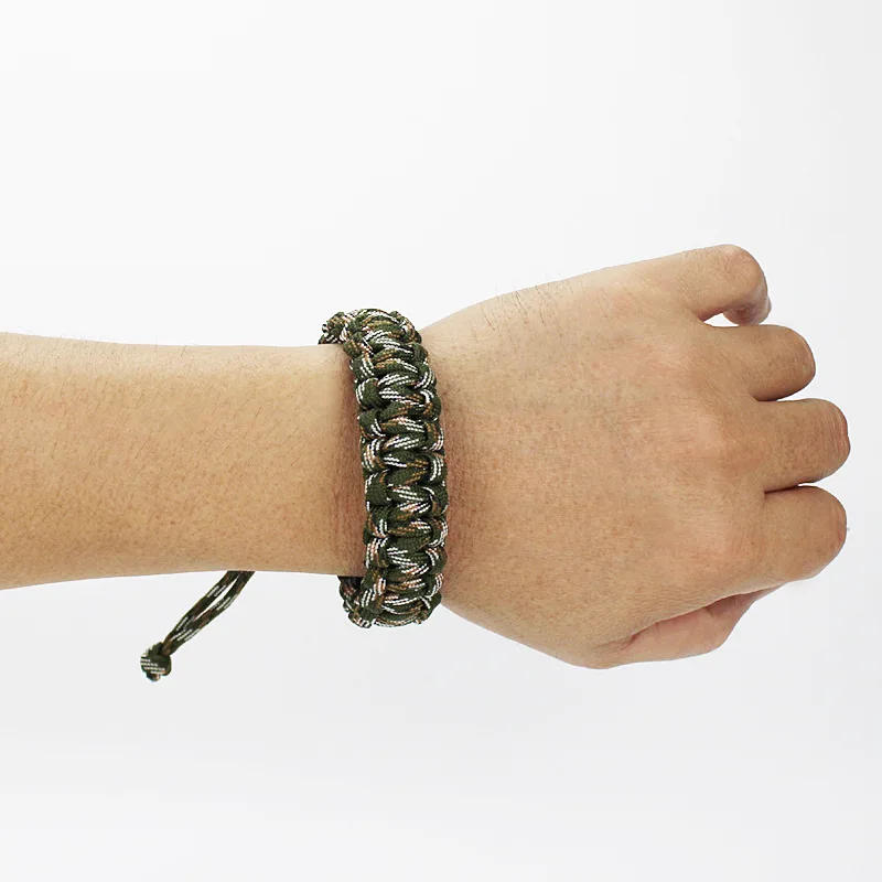 Description Picture 6 of itemAdjustable Men Women Survival Emergency Bracelet Paracord Bracelet Weaving Wristband for Camping Hiking Outdoor Tool Accessories