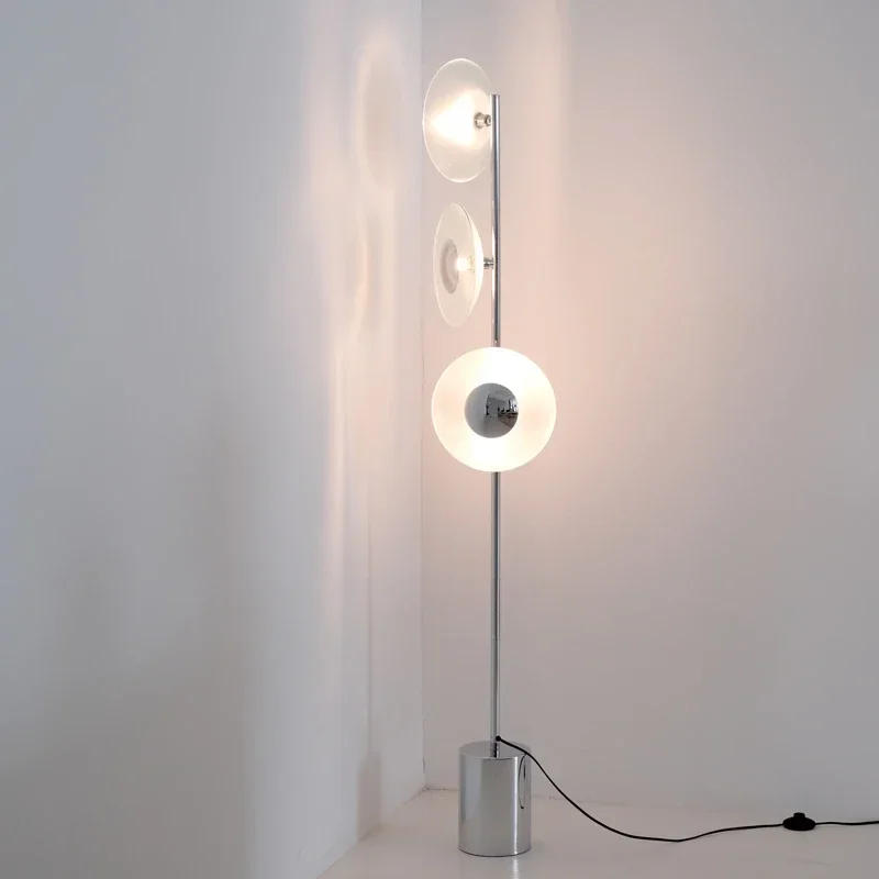 Description Picture 3 of item2024 modern living room floor lamp bedside sofa floor advanced art live stream stehlampe מנורה עומדת   lampa stojąca  lámpara 조명