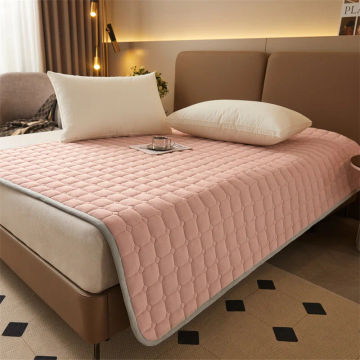 Fall / Winter Thick Mattress Pad Plus Cotton Plush Bed Mattresses Chunky Soft Mattress Topper Nonslip Fixed Double Mattress