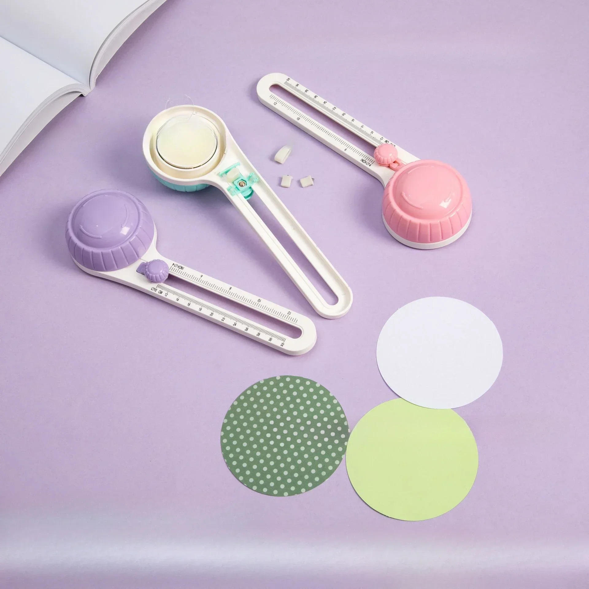 Description Picture 5 of itemRound Cutting Knife DIY Compass Circle Cutter 360 Adjustable Scrapbooking Cutters Circular Paper Scrapbooking Cards Cutters