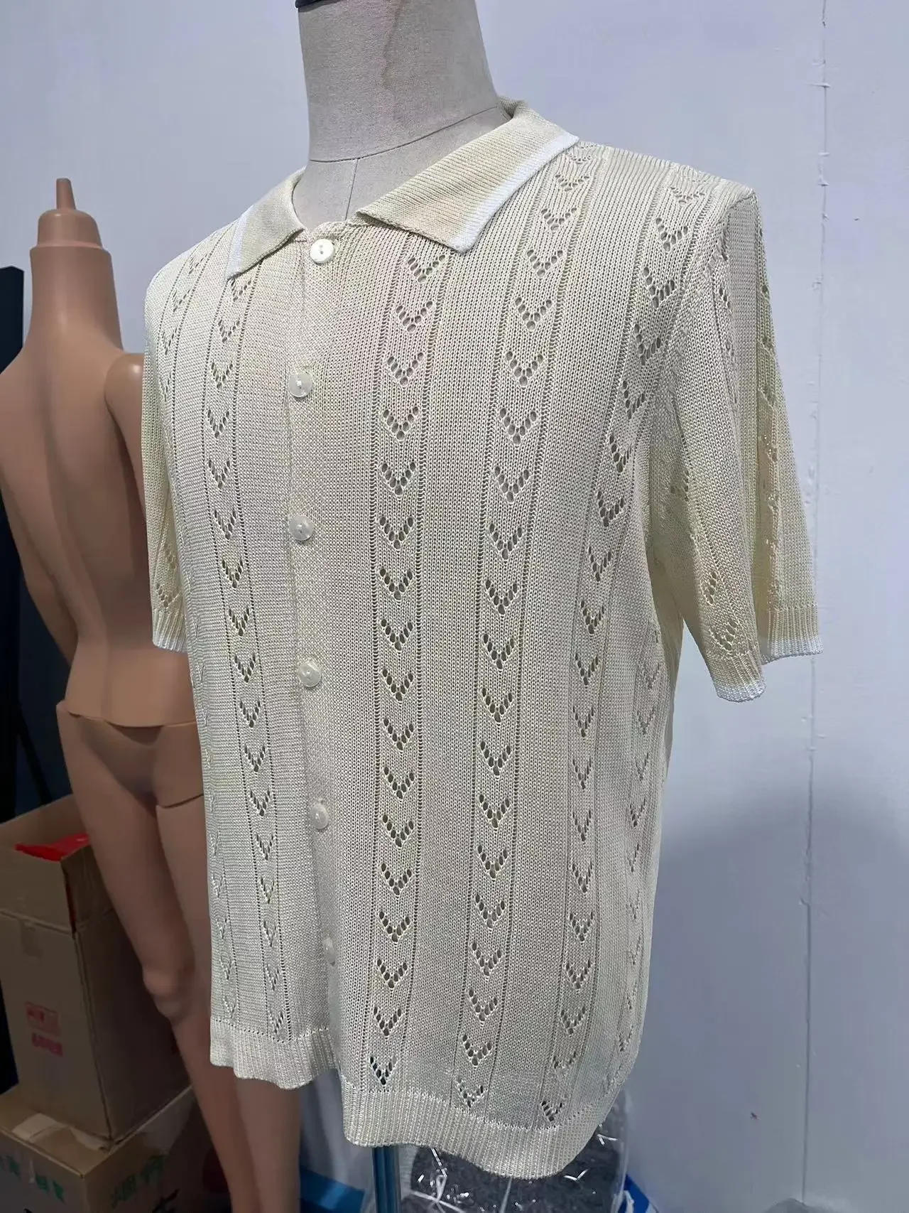 Description Picture 3 of itemSummer Men's Knitted Solid Color Shirt Fashion Short Sleeve Button-down Shirts for Men Vintage Business Leisure