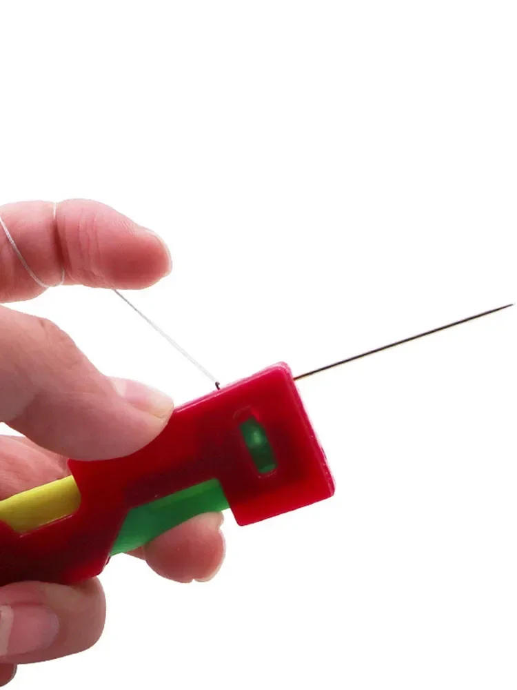 Description Picture 5 of itemRandom Color Threader Elderly Guide Needle Easy Device Convenient Automatic Sewing Needle Threader Thread Guide Tool