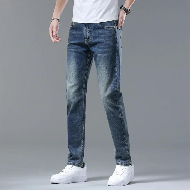Description Picture 5 of item2024 Fashion Men's Stretch Retro Blue Jeans Business Straight Leg Loose Classic Jeans Casual Denim Long Pants All Match Trousers