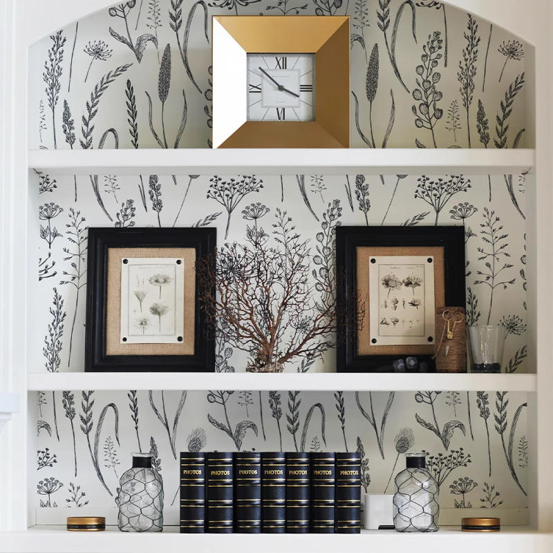 Description Picture 6 of itemWhite Sketch Ear Of Leaf PVC Wallpaper Retro Simple Home Decor Waterproof Contact Paper Chic Flower Removable Wallpaper