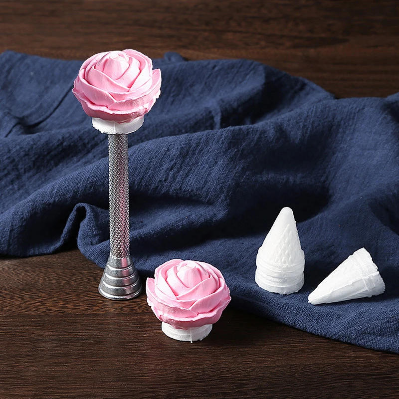 Description Picture 3 of itemDessert Kitchen Accessories Needle Cone Holder Cake Tools Cake Baking Decor Stick 2pcs