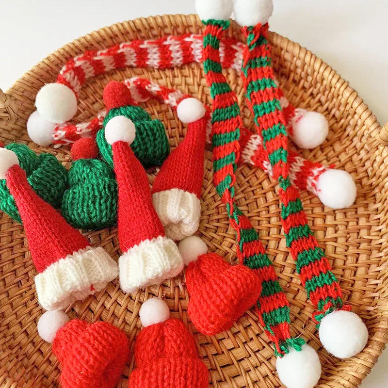 Description Picture 6 of item10pcs/20pcs Mini Santa Hat Christmas Scarf 2024 New Hat Scarf Lollipop Wine Bottle DIY Xmas Party Home Dinner Table Decoration