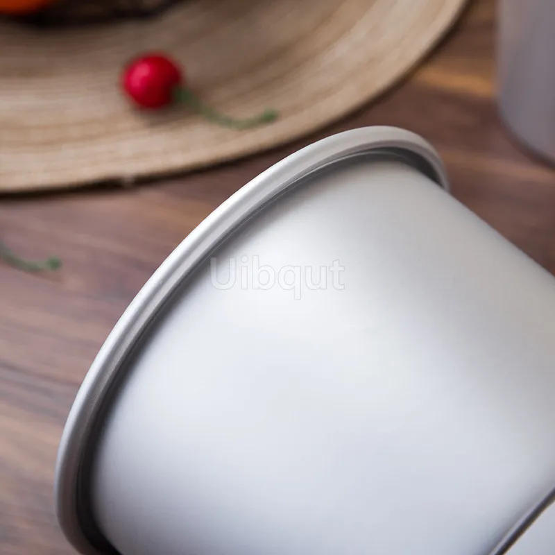 Description Picture 3 of itemRound middle hole Alloy Chiffon Cake toast bread Pan Removable Bottom Hollow Chimney Mold DIY Baking Tools bake Model Bread box