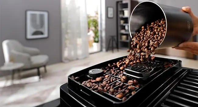 Description Picture 5 of itemMagnifica Start Automatic Espresso & Coffee Machine with Manual Milk Frother for Latte, Cappuccino, Built-in Grinder, Silver