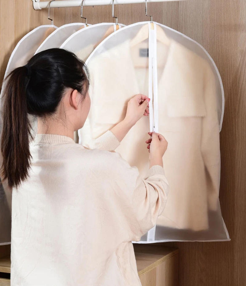 Description Picture 5 of itemClothing dust cover, waterproof and moisture-proof, portable, thickened transparent coat, hanging pocket, hanging storage bag