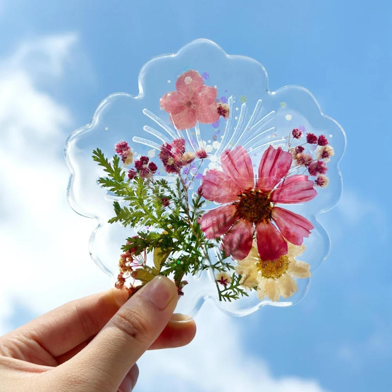 Description Picture 5 of item200/1000g UV Resin Glue With UV Lamp Quick-Drying Clear Hard Epoxy Resin Glue For Jewelry Making Bonding Glass Wood DIY Craft