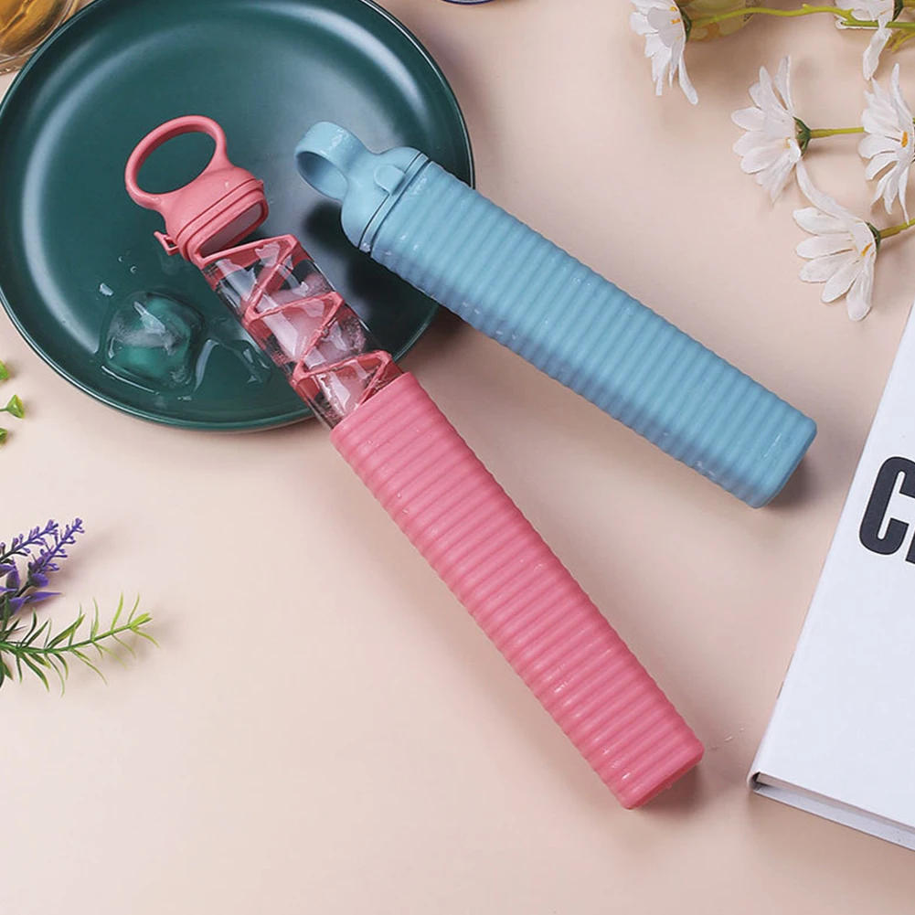 Description Picture 6 of itemDurable Food-grade Ice Maker Ice Tray Mold Easy To Use Pull-out Home Ice Cream Mold Portable Home Kitchen Storage