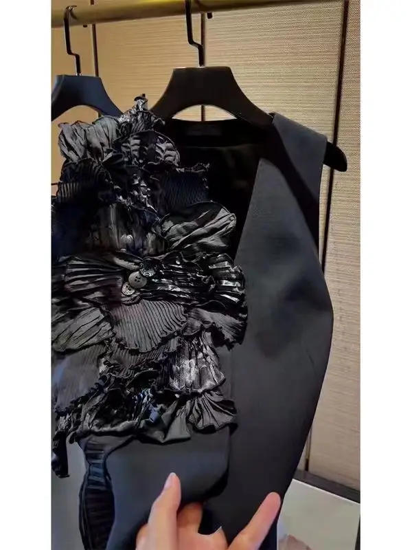 Description Picture 2 of itemWaistcoat Women 3D Floral Vests Jackets Chaleco Mujer Y2k Colete Feminino Black Coat Autumn Loose Chaquetas Tops