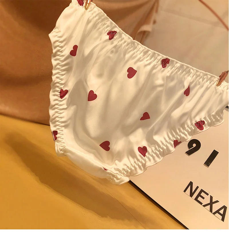 Description Picture 3 of itemNew girl's underwear waist satin love ladies briefs soft comfortable breathable high quality women's underwear female panties