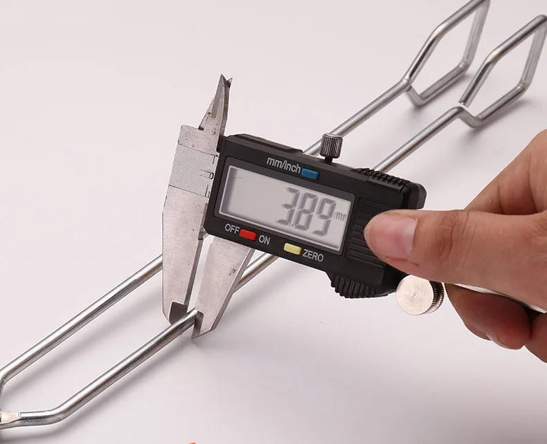 Description Picture 4 of itemNew Convenient BBQ Tools Stainless Steel Scissors Type Grilled Food Clip Barbecue Accessories Portable Tongs Outdoor Gadget