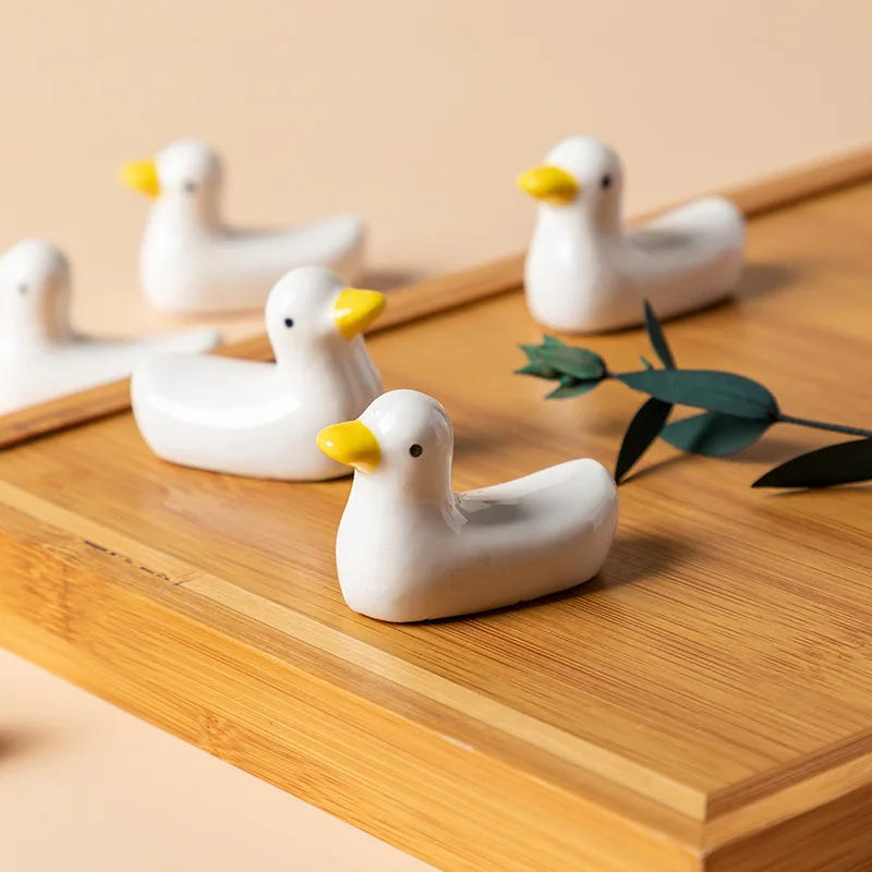 Description Picture 5 of item1-3PCS Duck Shape Ceramic Chopsticks Holder Spoon Rest Holders Fork Spatula Rack Shelf Storage Organizer Kitchen Accessories