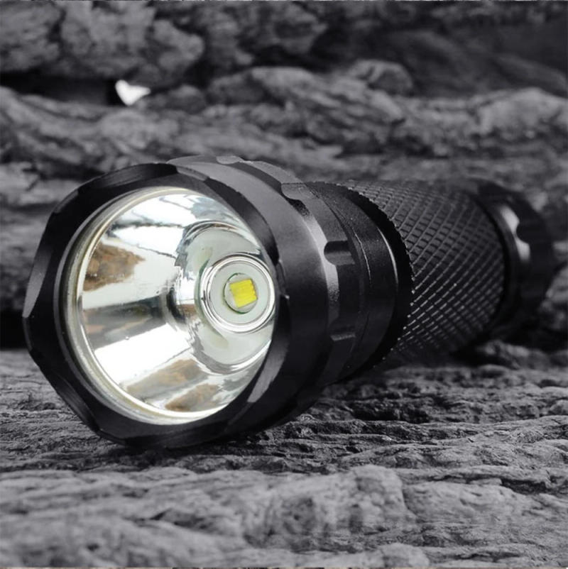 Description Picture 5 of itemLED Infrared Tactical Flashlight Zoomable Night Vision Hunting Rechargeable Waterproof Flashlights IR 850nm/940nm
