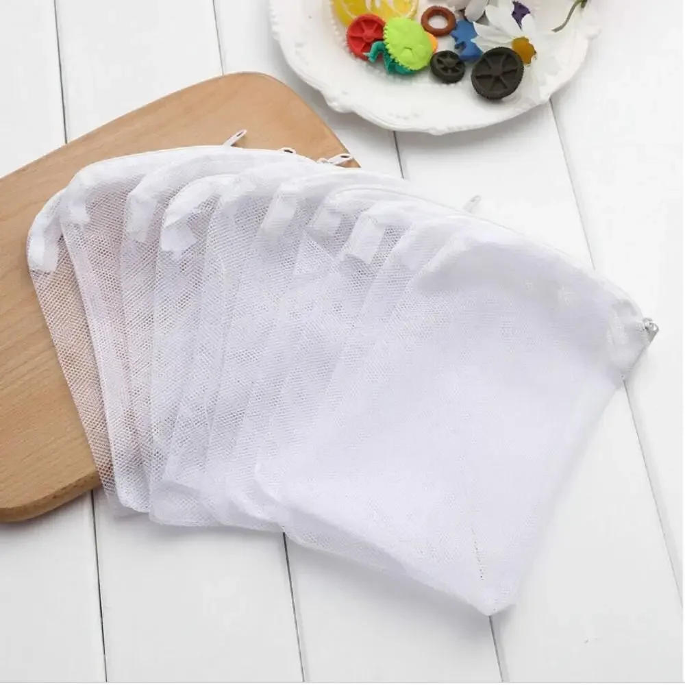 Description Picture 3 of item10Pcs Aquarium Filter Net Bags Anti-corrosion Zipper Reusable Fine Filter Aquarium Bio Bag Filters For Aquarium Fish Tanks