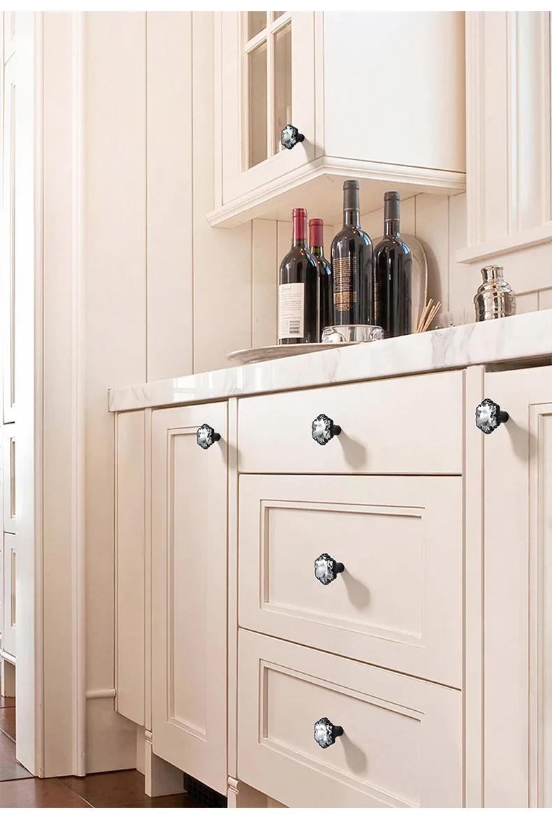 Description Picture 5 of itemSnow Diamond Knobs Cabinet Drawer Knobs and Handles Light Luxury Clothes Cabinet Door Handles Drawer Pulls Furniture Hardware