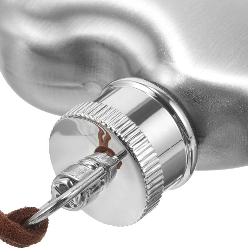 Description Picture 4 of itemOutdoor Miniature Hip Flask Kettle Portable Wine Pot Small Hip Flask Heart Shaped Stainless Steel Wine Flask Water Bottle