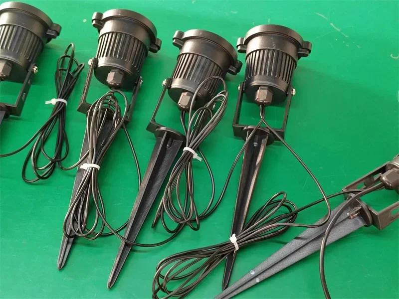 Description Picture 6 of itemLed Garden Light Cable Free Lawn Light Waterproof Garden Decoration 220V110V24V 5W Landscape Peak Light Bulb Ip65 Path Spotlight