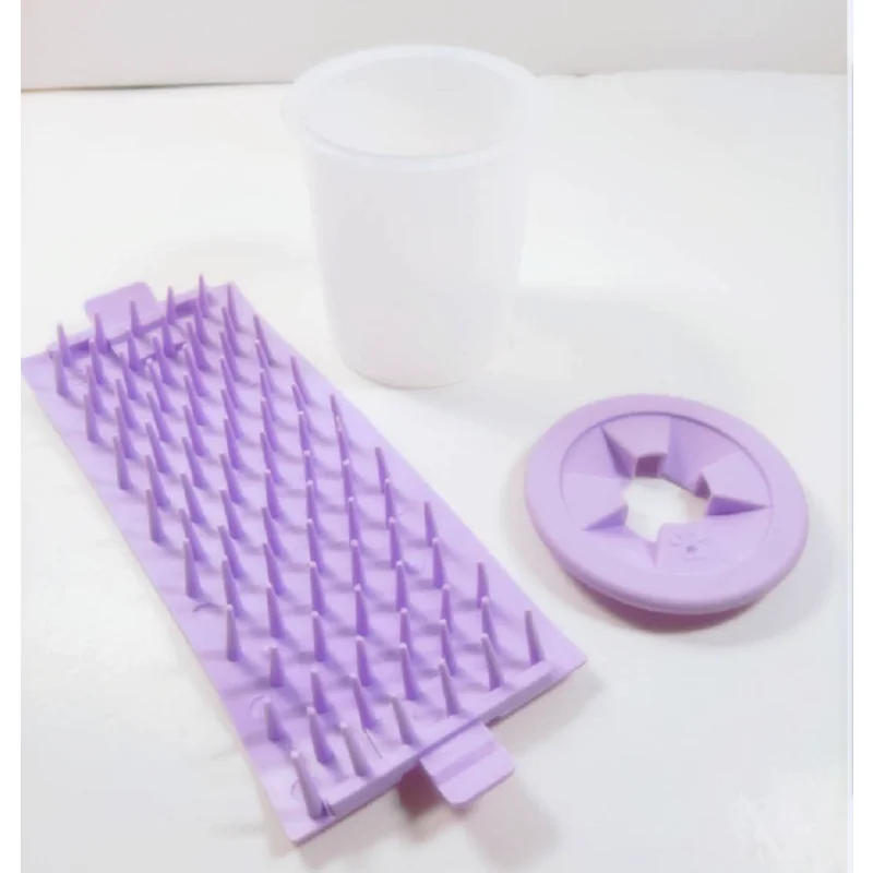 Description Picture 3 of itemPortable Dog Cat Dirty Paw Cleaner Cup Puppy Kitten Feet Washer Soft Silicone Pet Foot Wash Cup Foot Cleaning Bucket