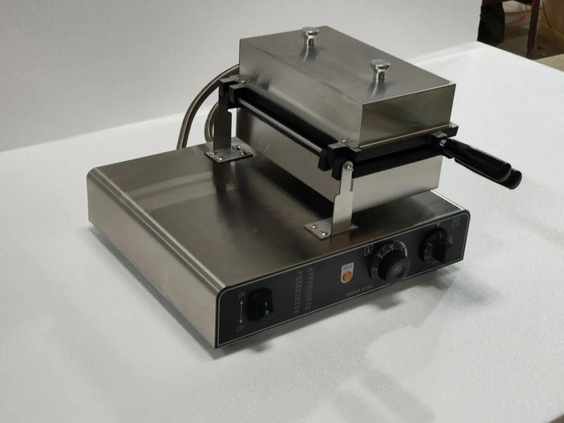 Description Picture 6 of itemCommercial Women Shape Waffle Making Machine 3 Pcs Mini Girl Lily Waffle Maker Non Stick CoatingSnack Machines Cooking Appliance