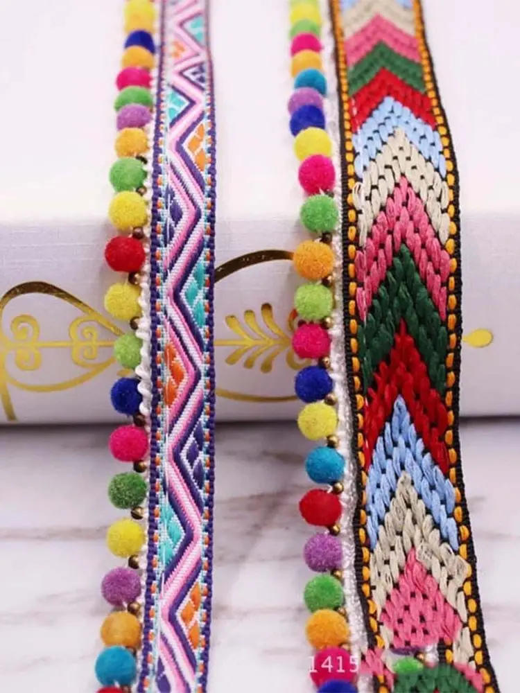 Description Picture 4 of item1Yards Pom Pom Trim Lace Fabric Pompom Fringe Ribbon Crafts Sewing Lace Kintted Fabric DIY Handmade Sewing Accessories