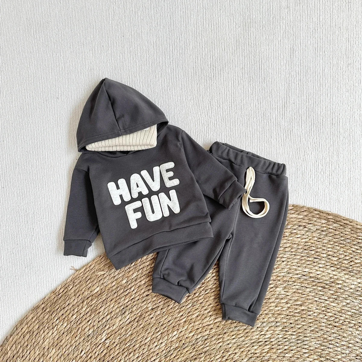 Description Picture 2 of itemNewborn Baby Clothes Set Boys Girls Hoodies Suit Casual Style Letter Print 2PCS Sets Children Baby Sweatshirt Spring Autumn