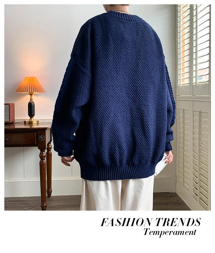 Description Picture 4 of item2024 Men's Autumn Winter Retro Long Sleeve Sweater Tops Male Oversize Loose Knitted Tops Men Solid Color Casual Pullovers S249