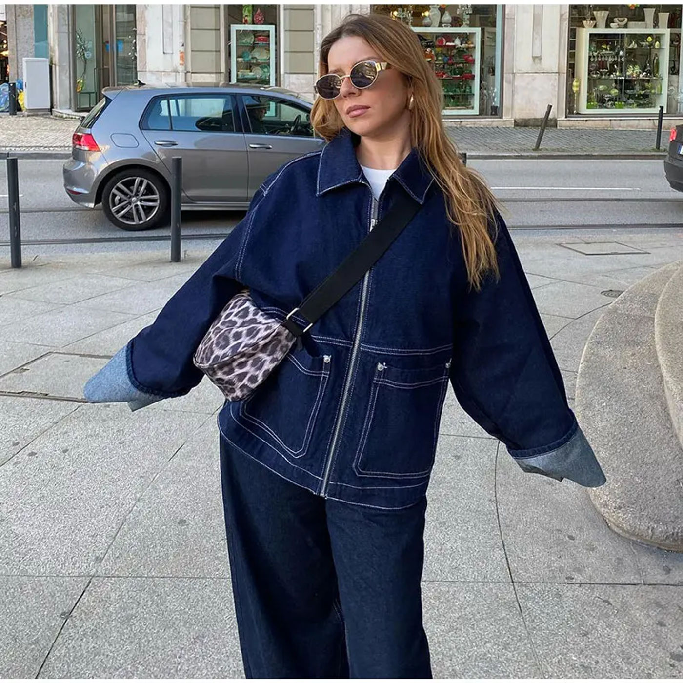 Description Picture 4 of itemDenim Woman Trousers Two-piece Set Zipper Pockets Revers Sleeve Coats Basic Straight crimping Hem Jeans Casual Lady Outfits