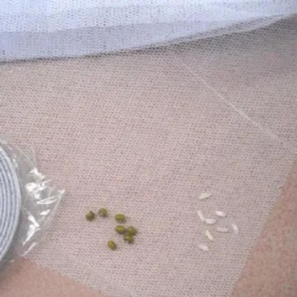 Description Picture 5 of itemNew Self-adhesive Anti-mosquito Screen DIY Anti-mosquito Screen Nets for Windows Anti-mosquito Window Screens with