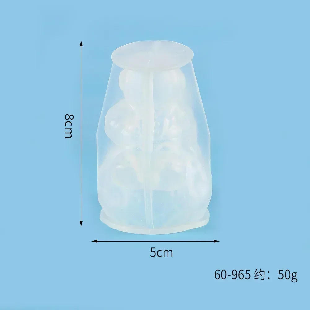 Description Picture 3 of itemLunar Astronaut Scented Candle Silicone Mold DIY Lunar Human Aromath Soap Cosmonaut Chocolate Cube Mould Handmade Home Ornaments