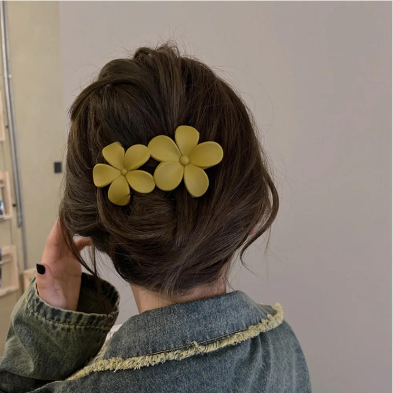 Description Picture 6 of item4pcs Flower Double Flower Hairpin Elegant Solid Color Styling Tools Hairclips Hair Accessories Acrylic Duckbill Clip Women