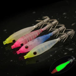 Squid Bait 8cm 4g Glow-in-the-dark Fishing Accessories Egi Sea Wood Shrimp Bait Squid Octopus Cuttlefish Bait Fishing Tackle