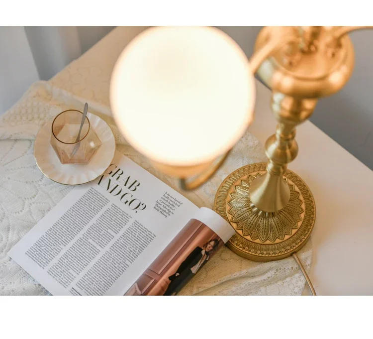 Description Picture 5 of itemFrench desk living  dining room retro all copper lighting designer original bedroom study brass medieval floor lamp  светильник