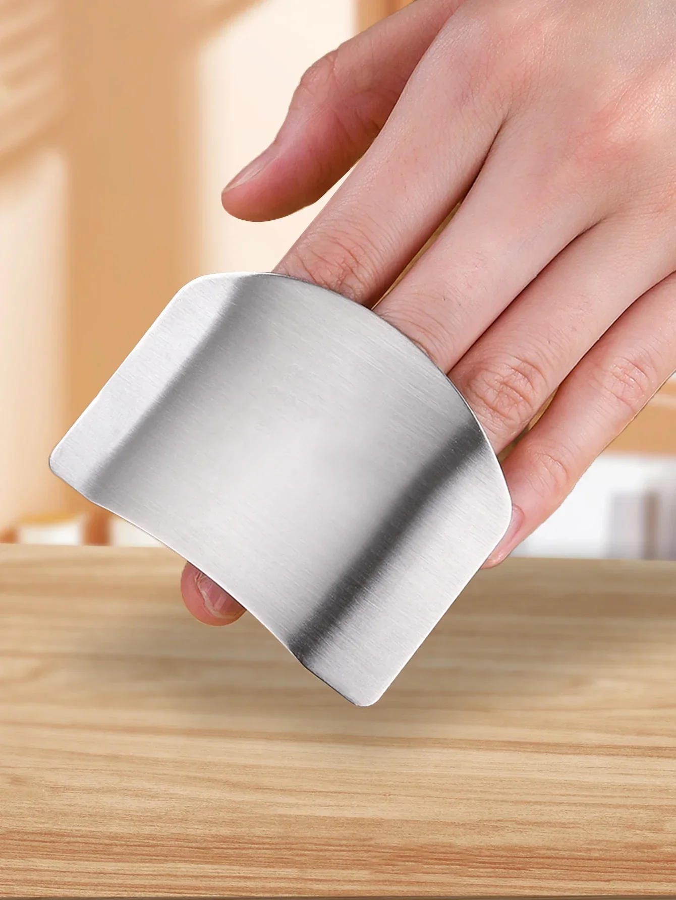 Description Picture 4 of itemStainless Steel Finger Guard Safety Vegetable Cutter Hand Guard Tool Kitchen Cut Finger Protector Kitchen Tool Accessories
