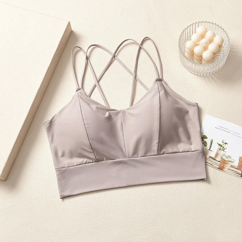 Description Picture 4 of item2022 Beauty Back Double Strap Yoga Wrap Chest Can Be Wearable Inside and Out to Gather Sexy Comfortable Breathable Vest