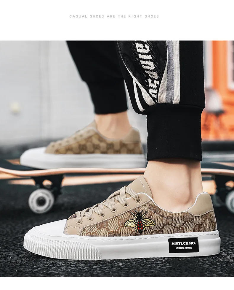 Description Picture 6 of itemMen's Pattern Canvas Breathable Sneakers Student Outdoor Walking Shoes Skateboard Loafers Comfort Lightweight Trendy Trainers