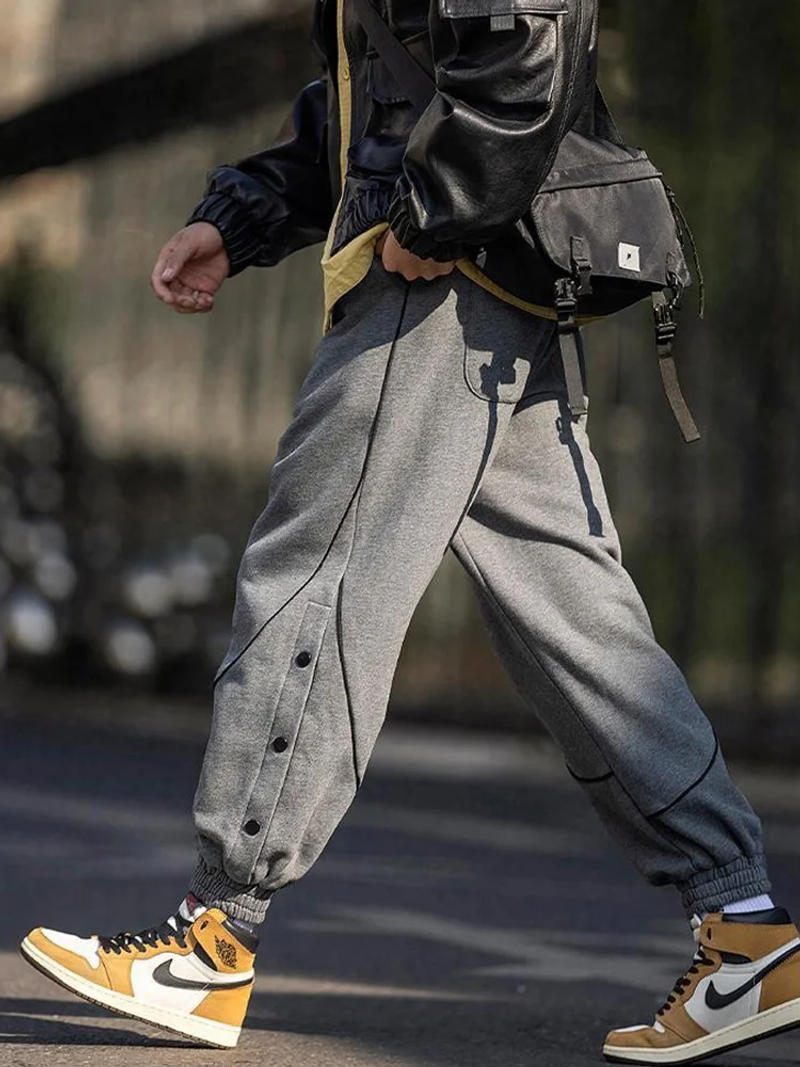 Description Picture 4 of itemSpring Autumn Sports Pants Men Trend Brand Breasted Loose Trousers Men Hip Hop All-match Casual Legging Sweatpants