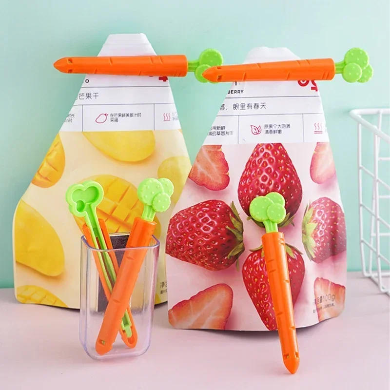 Description Picture 5 of item20/1PCS Food Sealing Clips Bread Storage Bag Carrot Clips Snack Wrap Bags Spring Clamp Home Kitchen Organization Sealing Clamp
