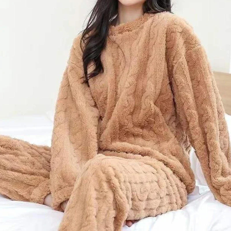 Description Picture 5 of itemWomen Warm 2 Piece Sets Thicken Velvet Ribbed Fleece Set Pullover and Pants Casual Pajama Sets Women Autumn Winter 2023