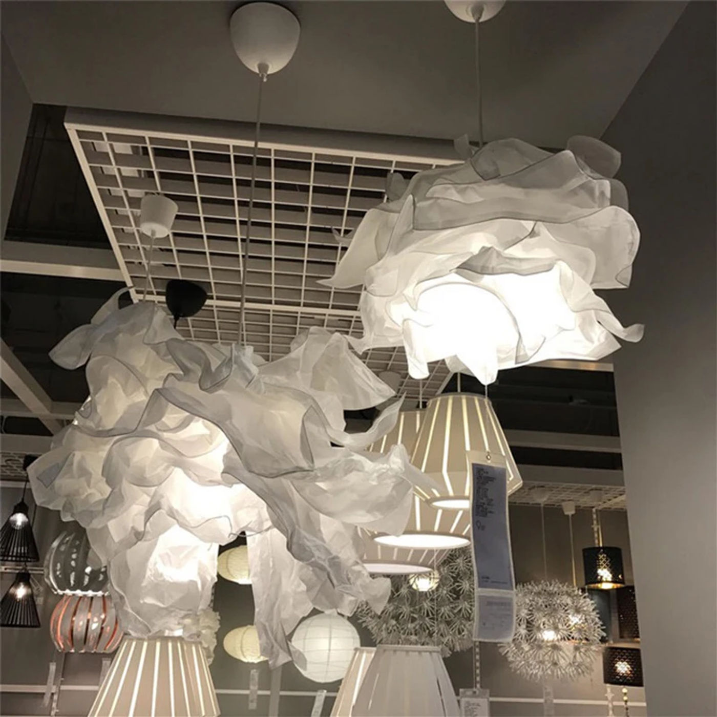 Description Picture 6 of itemArt DIY Cloud Lamp Shade Flower Light Shade Ceiling Lampshade Decoration Chandelier Pendant For Living Room Bedroom Bar
