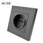 1 Socket With Ground