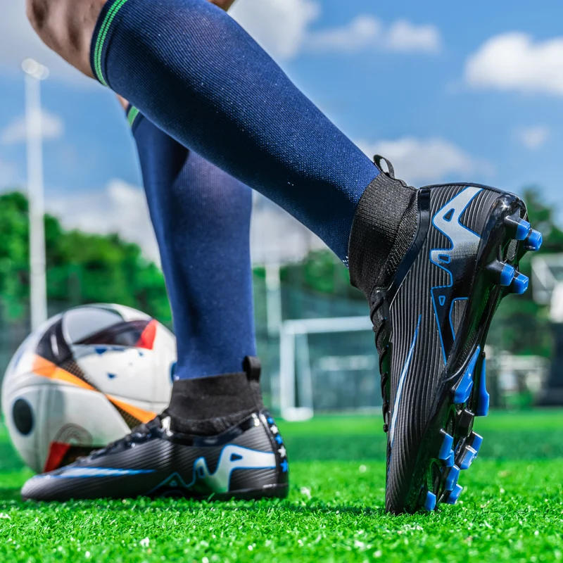 Description Picture 3 of itemNew  Outdoor Sport Men Soccer ShoesTraining Ultralight Non-Slip Football Boots Training Match Sport Cleats Grass Futsal Unisex