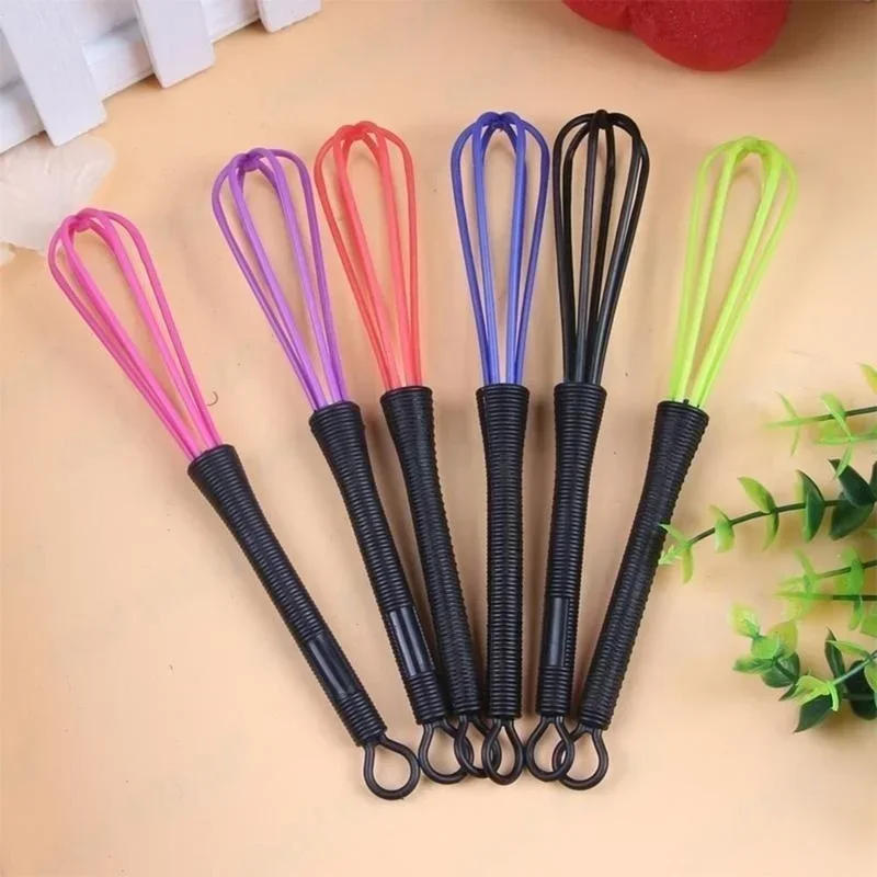 Description Picture 5 of item1/5Pc Portable Manual Egg Beater Kitchen Baking Plastic Mixing Cream Frothing Tool Hair Salon Hair Dye Mixing Products Wholesale
