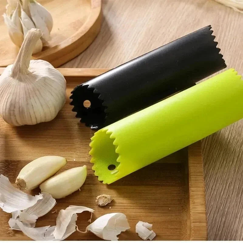 Description Picture 3 of itemsilicagel Garlic Stripper Tube Peeling Garlic Peeling Silicone Garlic Peeler Peel Easy Useful Easy Kitchen Tools Safety Gadget ï»¿