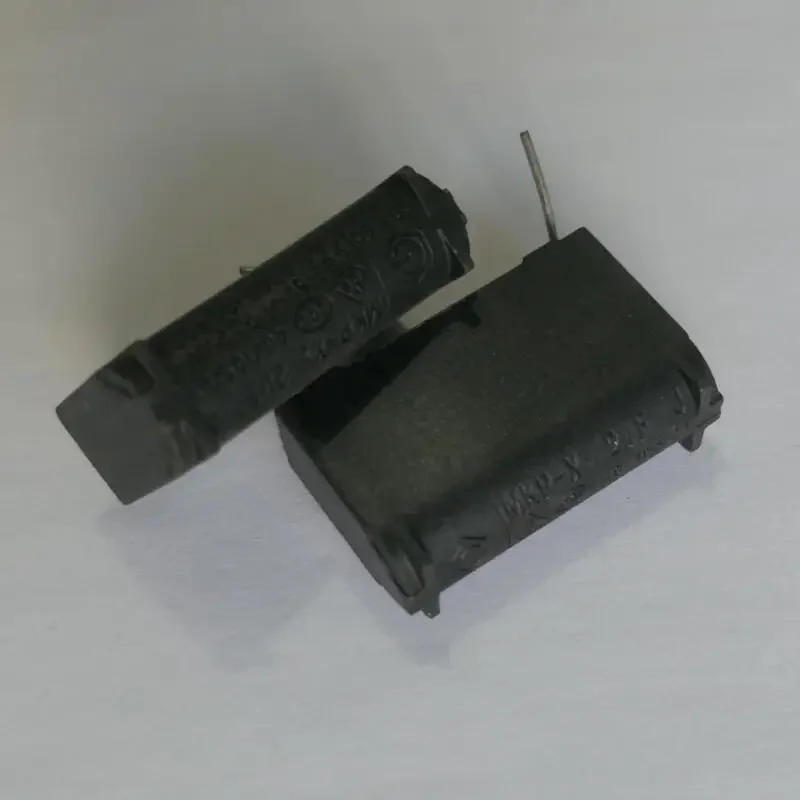 Description Picture 2 of itemMKP-X2 2UF 275V Induction Parts Capacitor