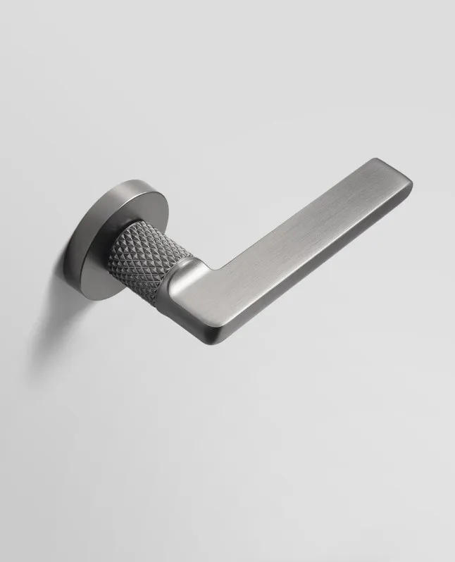 Description Picture 4 of itemMagnetic Silent Bedroom Door Lock Light Luxury Security Door Lock Home Double Sided Door Handle Lock Body Suit with Key