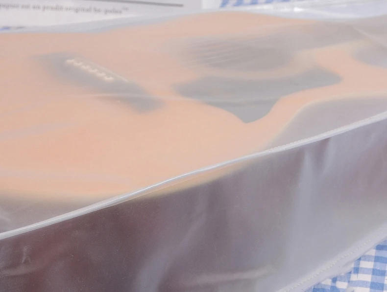 Description Picture 6 of itemElectric Acoustic Guitar Dust Cover Transparent Waterproof and Dustproof Ukulele Case Washable Gig Protect Hung on The Wall