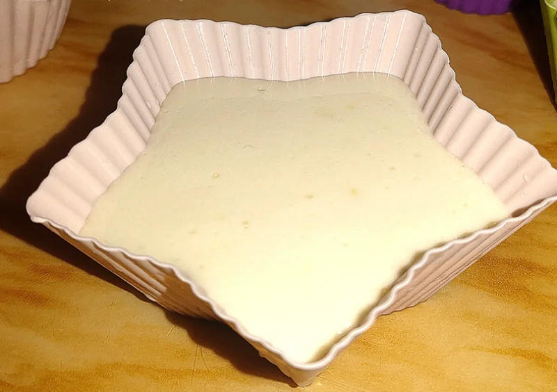 Description Picture 6 of itemSilicone Lunch Box Dividers Silicone Cupcake Liners Egg Tart Holder  Cake Cup Mold Muffin Cups Bento Box Accessories for Kids